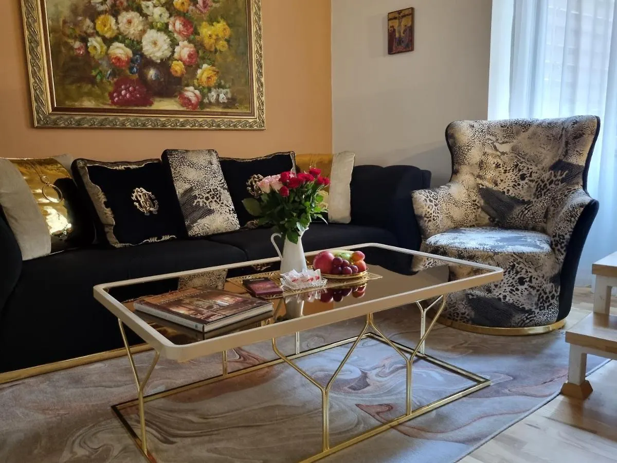 Dolce Vita Linda Budapest