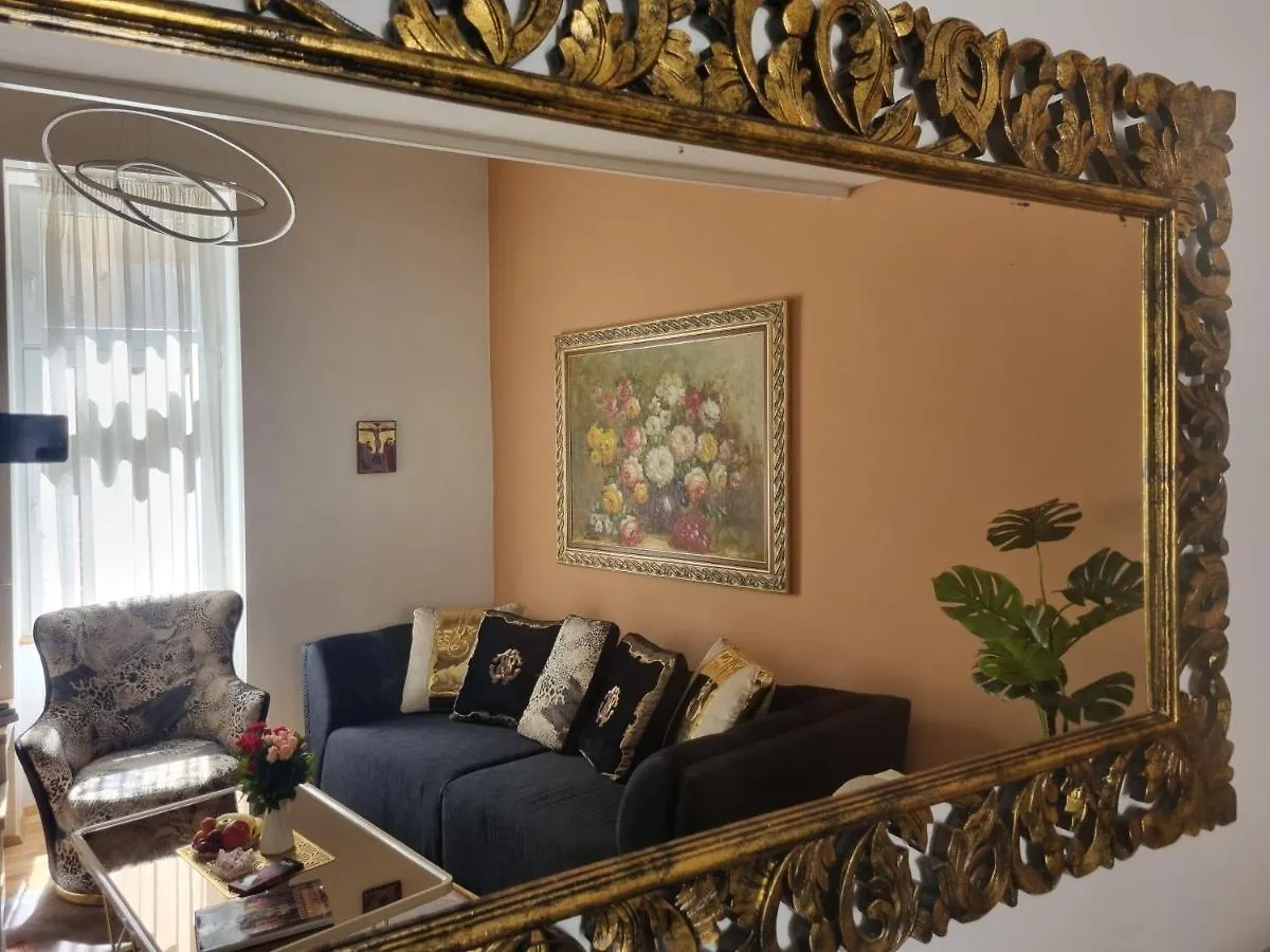 Dolce Vita Linda Budapest Apartment
